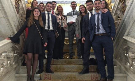 L’equip de l’UJI obté el premi Albert H. Kritzer al millor escrit de demanda en la competició MOOTmadrid 2018