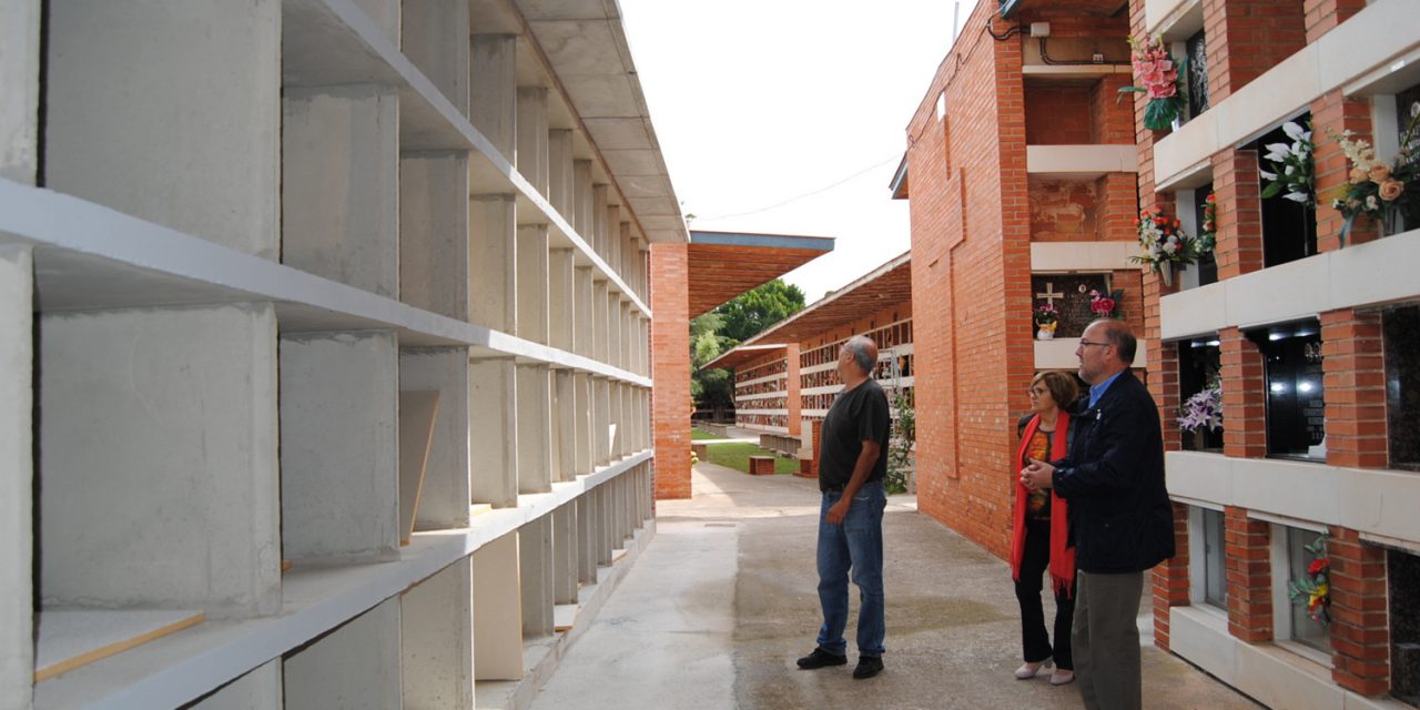 Vila-real estrena els 240 nous nínxols de baix cost que permetran allargar la vida del cementeri municipal