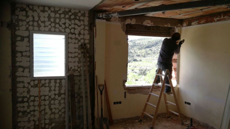 Torre d’En Besora situa en el carrer Baix la seu provisional de l’ajuntament