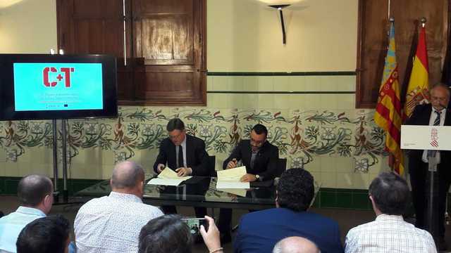 Vila-real signa l’assignació del Programa Operatiu FEDER que servirà per a rehabilitar el Gran Casino i teatre Tagoba