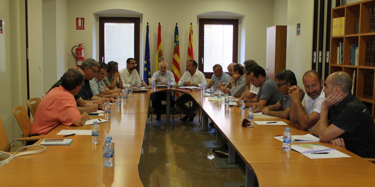 La Conselleria de Medi Ambient i l’ajuntament es reuneixen per a tractar la inundabilitat del Quadro de Santiago amb ecologistes i la CHX