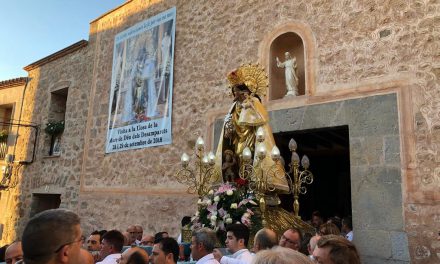 La Llosa honra a la Geperudeta