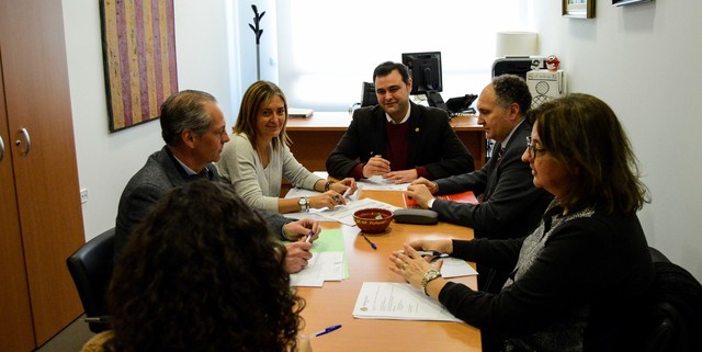 Vila-real i la Cambra de Comerç treballen en un acord de cessió del Viver d’Empreses I a l’ajuntament