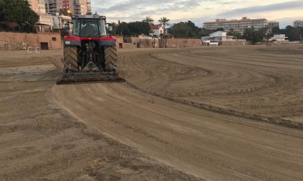 L’Ajuntament mourà més de 200.000 m2 de superfície de platja per a airejar i millorar l’arena