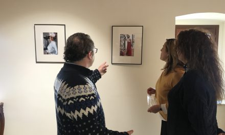 Raúl Viciano obri la seua exposició com a guanyador de la fotomarató de Benicàssim Belle Époque