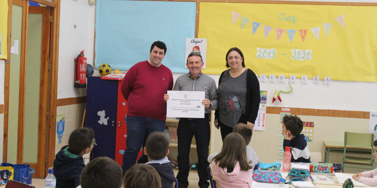El CEIP Cervantes rep el premi al centre més participatiu del concurs “Nules contra l´assetjament escolar”