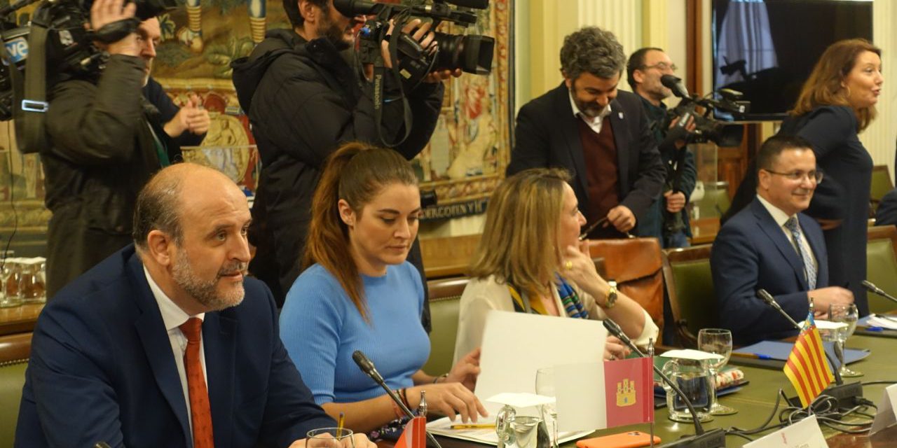 Mireia Mollà mantindrà una reunió amb el sector agrícola i ramader per a treballar en estratègies conjuntes que garantisquen preus dignes