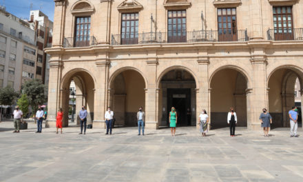 Castelló celebra amb un toc simbòlic de campanes el 769 aniversari de la seua fundació