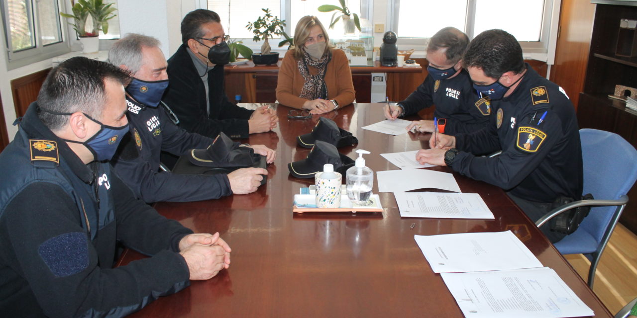 Prenen possessió dos oficials del cos de la Policia Municipal