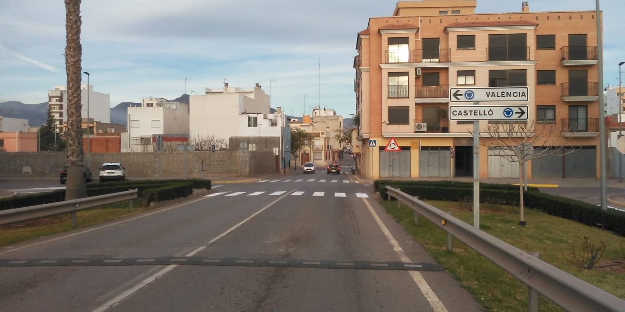 Nules millora la seguretat viària d´algunes zones del municipi amb la creació de nous passos zebra