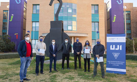 L’Aula Zschimmer & Schwarz de Química Sostenible i Circular premia dos estudiants de la Universitat Jaume I i els seus tutors pels seus treballs de final de grau i de màster