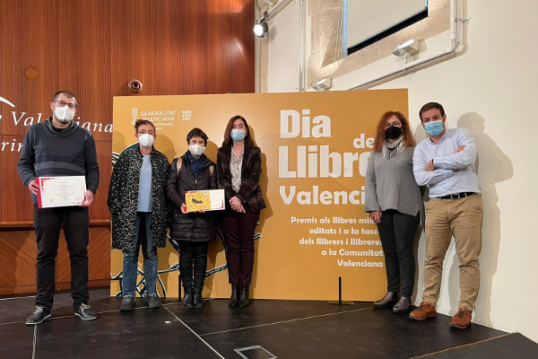 La Universitat Jaume I participa com a jurat en els Premis als llibres millor editats