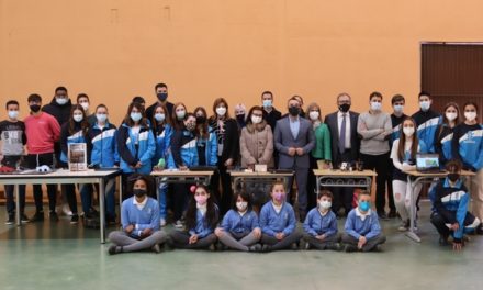 La UNED ‘aprén’ dels alumnes de Fundació Flors de Vila-real com a arrancada a les activitats del seu 50é aniversari