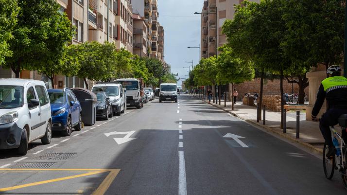El carrer de Rafalafena incorpora un sentit d’eixida des del centre cap a les rondes com a alternativa a l’avinguda de Lledó