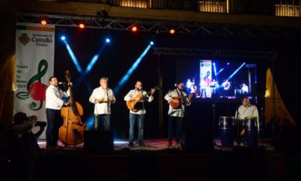 Castelló recupera la Festa de la Rosa i les serenates del mes de maig