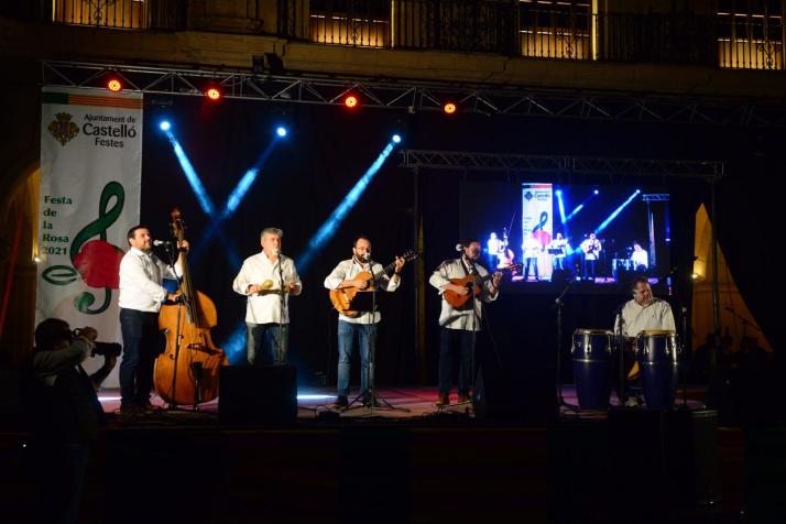 Castelló recupera la Festa de la Rosa i les serenates del mes de maig