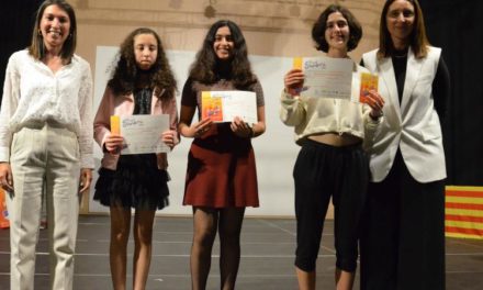 Tres alumnes de l’institut Torre del Rei d’Orpesa, guardonades amb el premi de literatura Sambori