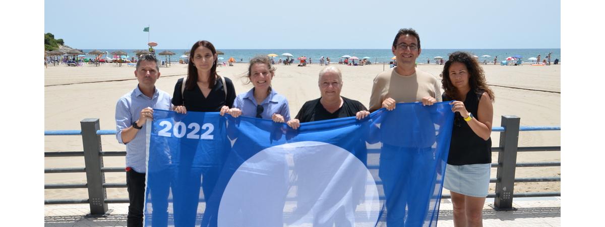 La vicepresidenta de Bandera Blava, Virginia Yuste, visita Orpesa per a fer lliurament del distintiu