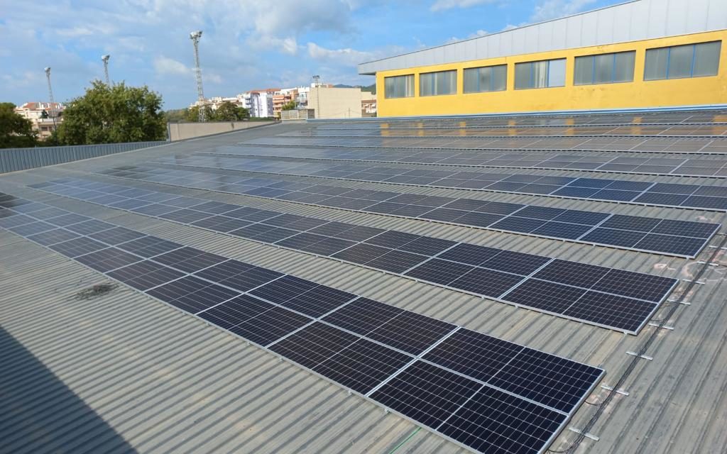 Benicàssim aposta per les energies renovables: 444 instal·lacions fotovoltaiques en sostres privats en els últims 3 anys