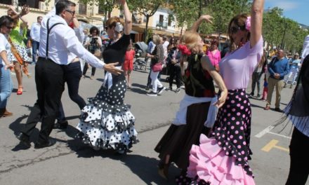 Tot preparat perquè l’ambient flamenc, art i compàs inunden tots els carrers de Benicàssim