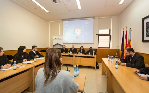 L’UJI acull la primera jornada de la Lliga de Debat de Secundària i Batxillerat
