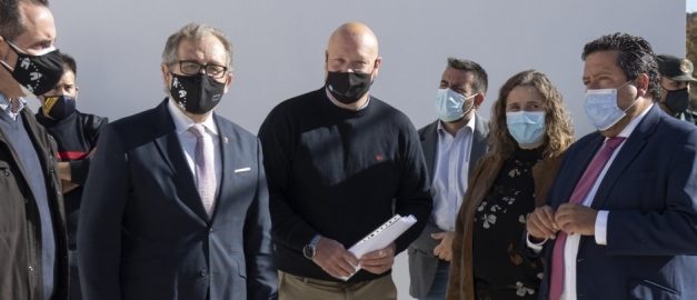 José Martí inaugura el nou parc de bombers voluntaris de Benassal, que ha suposat una inversió de de prop de 930.000 euros
