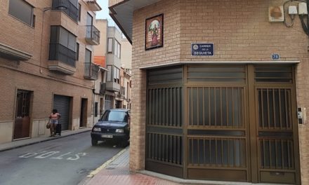 Vila-real materialitza el canvi de nom del carrer d’Aviador Franco a carrer de la Sequieta