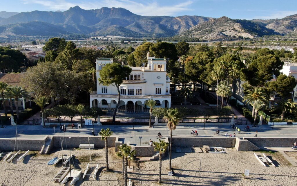 Villa Elisa es consolida com a motor cultural i encara el seu sext any obert al públic este 2025