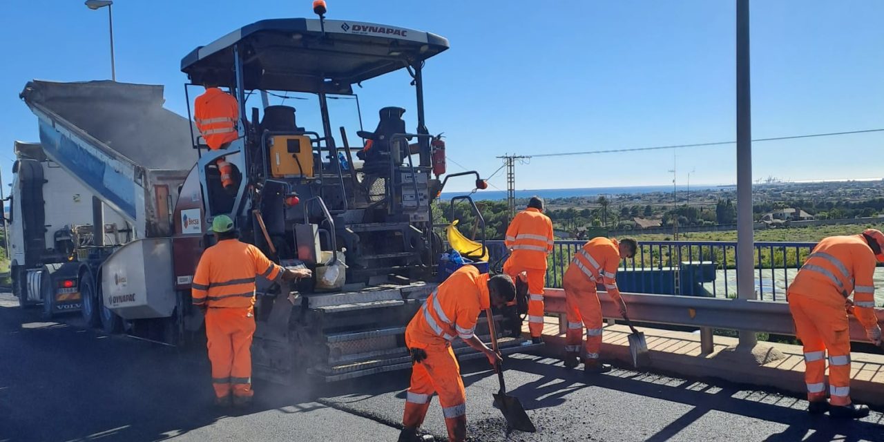 Benicàssim reforça el ferm dels principals vials de la zona sud dins del pla municipal de millora del paviment