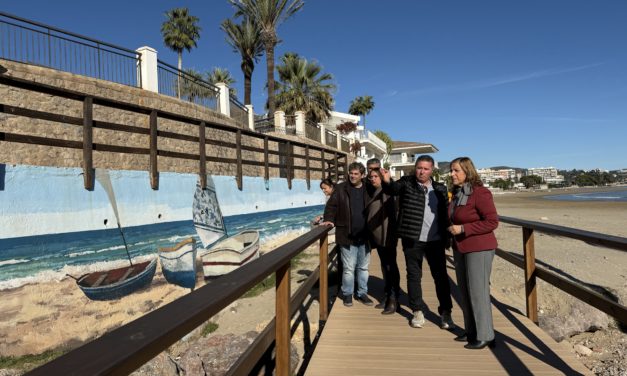 Benicàssim aposta per l’embelliment de les seues platges amb art gràcies a murals exteriors de gran format