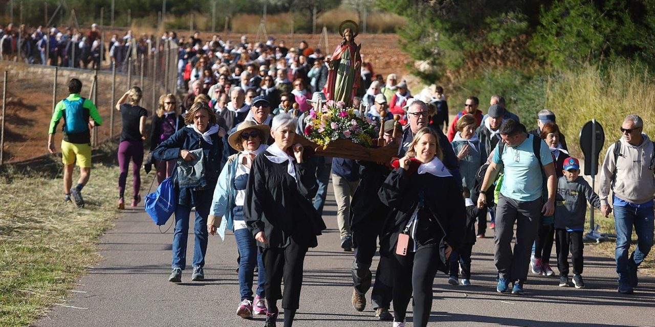 La romeria de Santa Àgueda reuneix a centenars de veïns