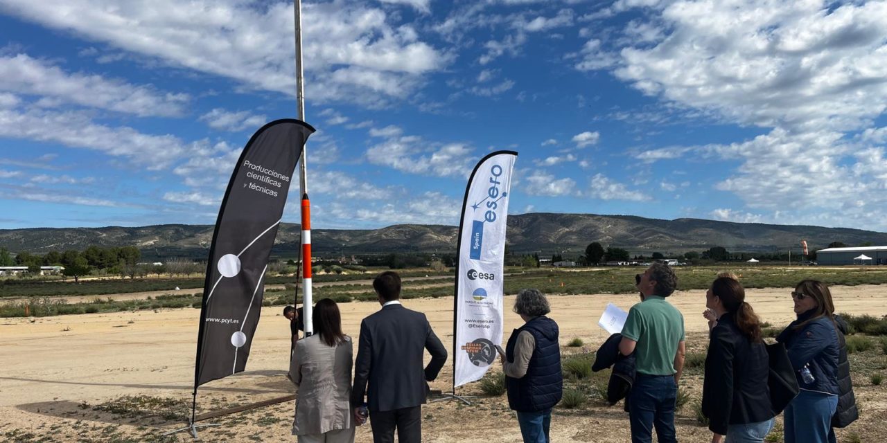 Un total d’onze centres educatius públics valencians participen en la final regional del programa CanSat que impulsa l’Agència Espacial Europea