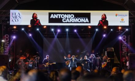 Benicàssim viu un intens cap de setmana amb el Flamenco Fusión Gastro Festival, omplint els seus carrers de música, bona gastronomia i oci familiar