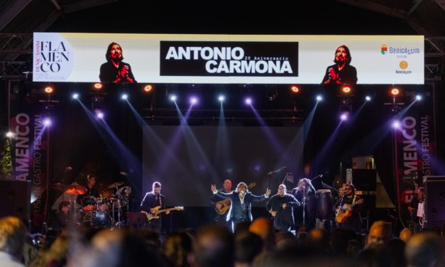 Benicàssim viu un intens cap de setmana amb el Flamenco Fusión Gastro Festival, omplint els seus carrers de música, bona gastronomia i oci familiar