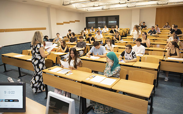 Més de 600 estudiants inicien la convocatòria extraordinària de les PAU a l’UJI