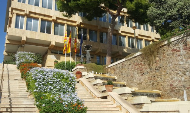Benicàssim destina 77.000 euros per a combatre la calor en els centres educatius