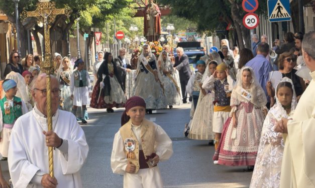 Benicàssim celebra amb devoció el dia del seu patró Sant Tomás